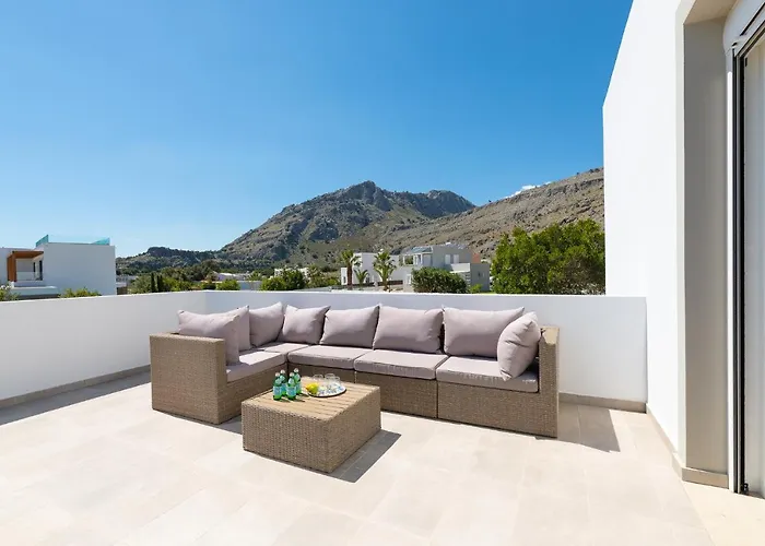 Melodia, 4 Bedroom With Private Pool *