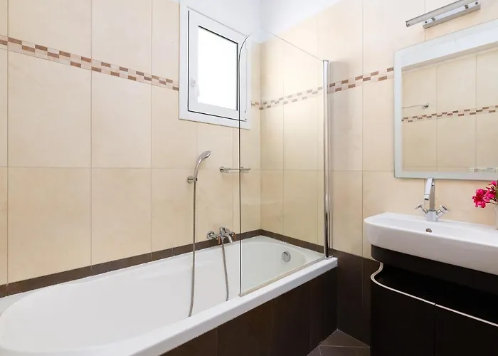 Melodia, 4 Bedroom With Private Pool Líndos